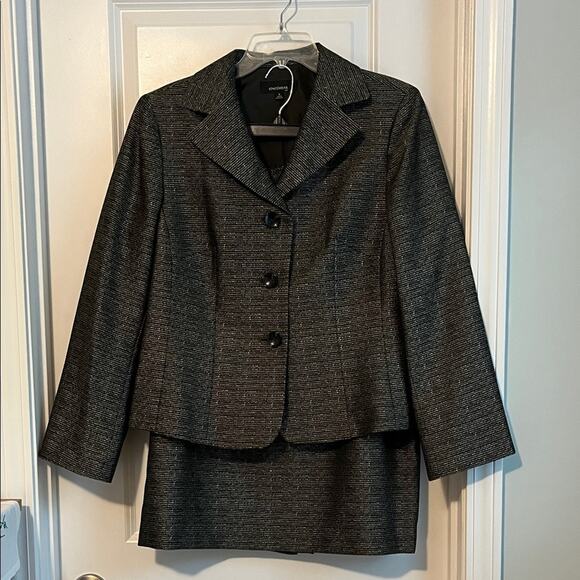 Jones Wear Long Sleeve 2 Piece Skirt Suit - Picture 1 of 15